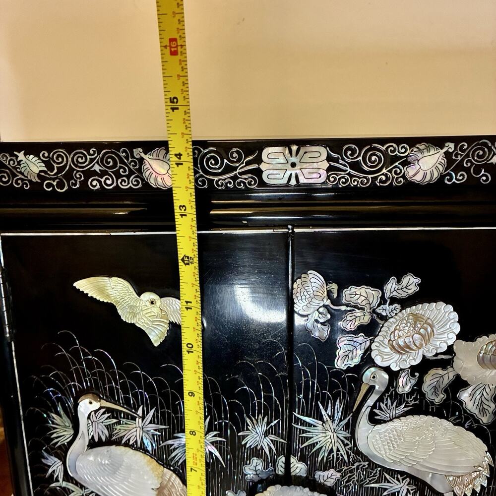 Vintage Chinese Mother of Pearl Inlay Jewelry Cabinet Lacquer Crane Box - Picture 14 of 16